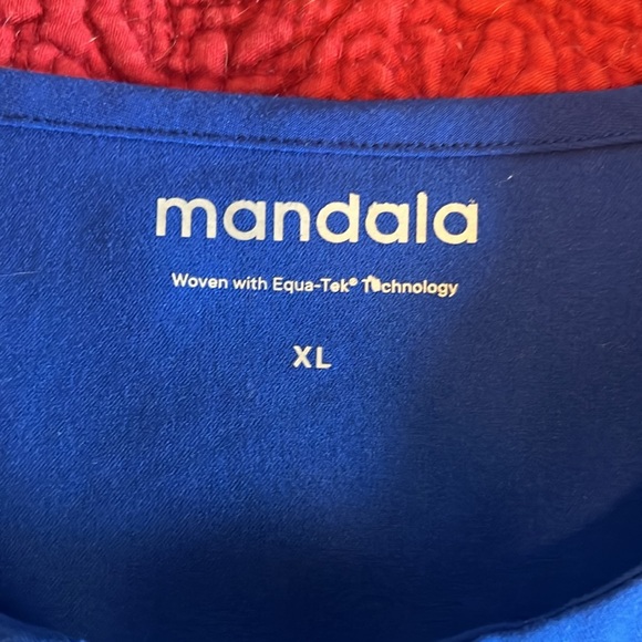 Mandala Royal Blue scrub set, smoke free home - Picture 2 of 7
